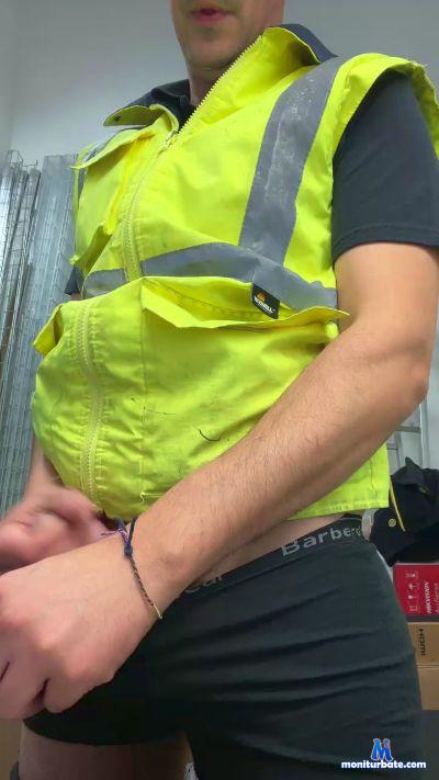 ze_voltou_ cam4 straight performer from Portuguese Republic  