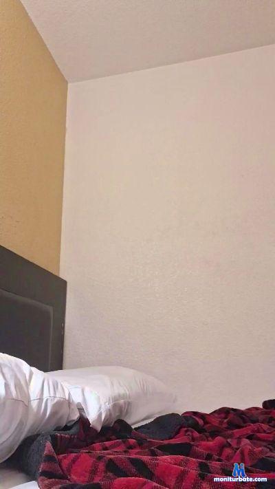 Gellizzy46 cam4 bisexual performer from United States of America  