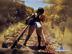 raphaelladiaz cam4 live cam performer profile