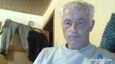 sklaveb21 cam4 bicurious performer from Federal Republic of Germany livetouch 