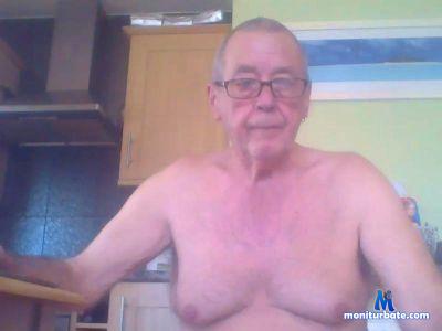 smallboy699 cam4 unknown performer from United Kingdom of Great Britain & Northern Ireland livetouch 