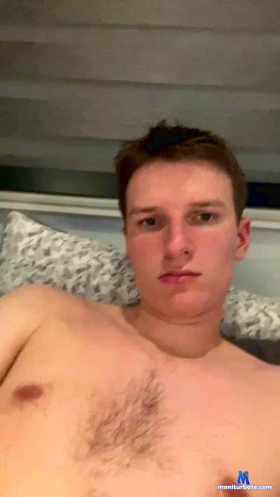 Oxfordlad00 cam4 bicurious performer from United Kingdom of Great Britain & Northern Ireland  
