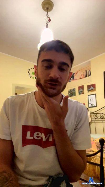 gerry158 cam4 straight performer from Republic of Italy  