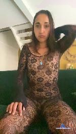 Yonflop cam4 livecam show performer room profile