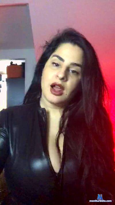 DominicadeSin cam4 bicurious performer from United Kingdom of Great Britain & Northern Ireland  