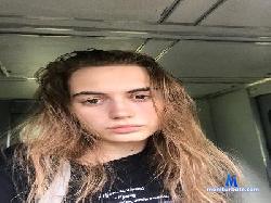 Playful_Des1res cam4 live cam performer profile