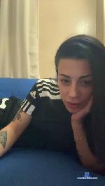 Aliesa cam4 livecam show performer room profile