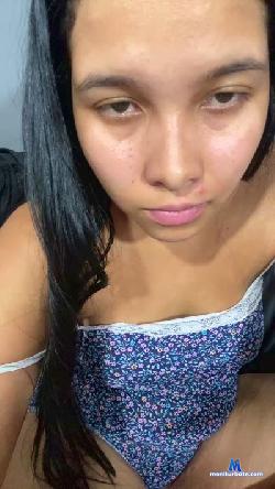 Safiira_ cam4 live cam performer profile