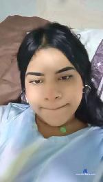 renesme08 cam4 livecam show performer room profile