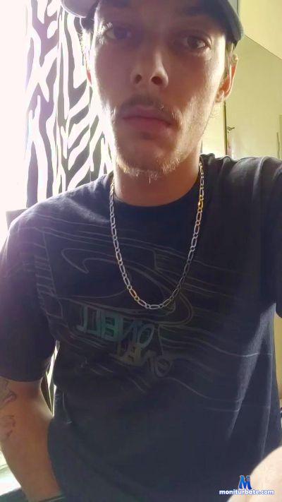 Bigdfun2cum cam4 straight performer from Canada  