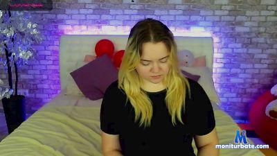 steveo8627 cam4 bisexual performer from Federal Republic of Germany  