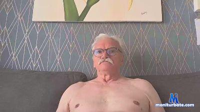 salopeSM cam4 bicurious performer from French Republic pee spanking femdom bdsm 