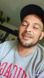 LARSEN4LIFE cam4 livecam show performer room profile
