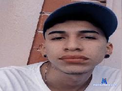 Artyyulay_Boy cam4 live cam performer profile
