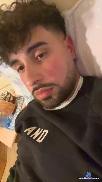 Gabriell977 cam4 straight performer from Republic of Italy  