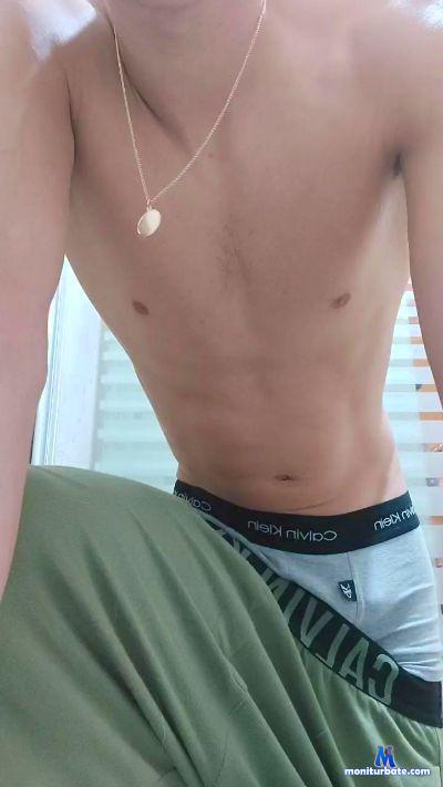 Guajep cam4 straight performer from Kingdom of Spain  