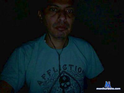 aljoso cam4 bicurious performer from Argentine Republic  