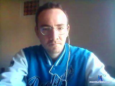 vaianiboy cam4 bisexual performer from French Republic  