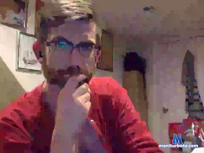macstrong cam4 gay performer from Canada  