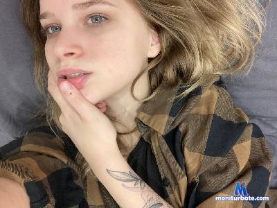 ElswythHavins cam4 bicurious performer from Republic of Poland armpits bigass C2C striptease cute spanking feet 