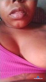 MorenaindiaH cam4 livecam show performer room profile