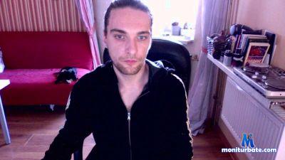 fake_lover8989 cam4 bisexual performer from United States of America  