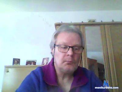 Hotnaughtybi cam4 bisexual performer from United States of America  