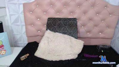 Luisfesex cam4 bisexual performer from Republic of Colombia livetouch 