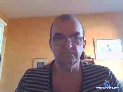 Europeanboy5 cam4 bicurious performer from French Republic  