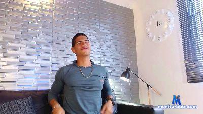 RoyAmunike cam4 bisexual performer from Republic of Colombia new latino livetouch rollthedice 