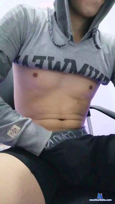 marcobull89 cam4 straight performer from Republic of Italy  