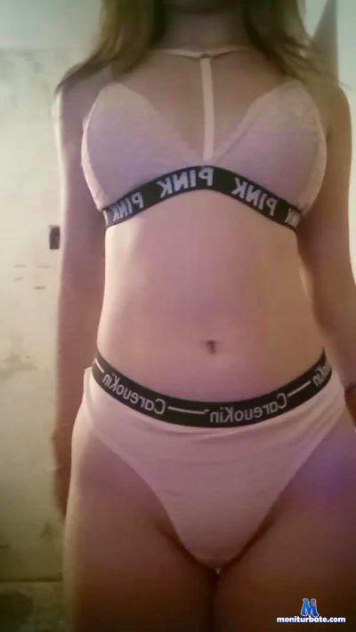 Andreahotsex69 cam4 bisexual performer from Republic of Chile  