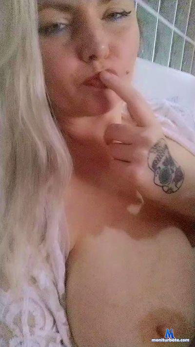 polishgirl79 cam4 straight performer from Republic of Italy  