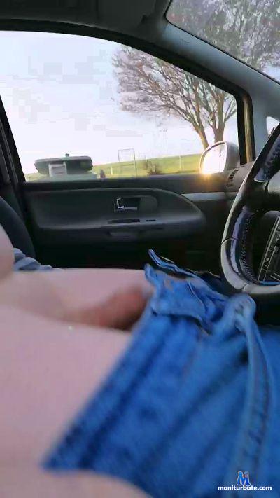 cunilingus67 cam4 bisexual performer from Federal Republic of Germany  