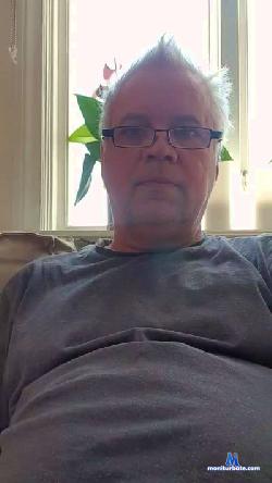 Subslutmale cam4 live cam performer profile
