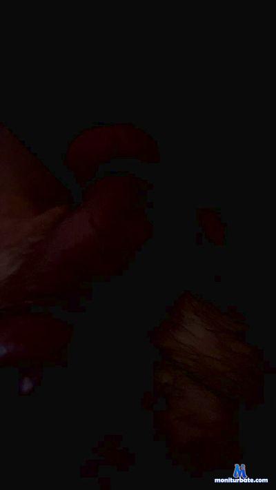 hugeload_xxx cam4 straight performer from United States of America  