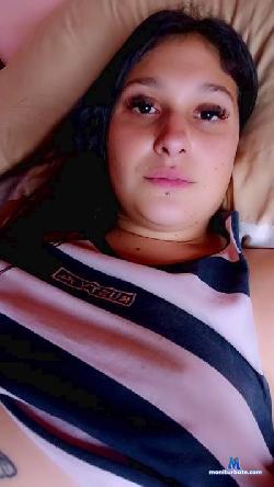Lunilove22 cam4 live cam performer profile