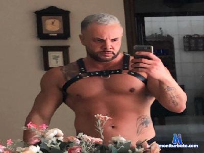 marcfrost_xxx cam4 gay performer from Federative Republic of Brazil muscle fetish daddy tatto dom exibicionismo 
