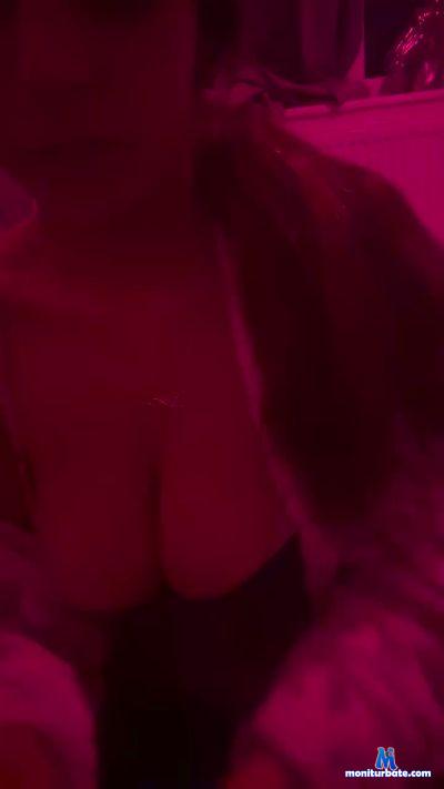rosie069 cam4 straight performer from United Kingdom of Great Britain & Northern Ireland  