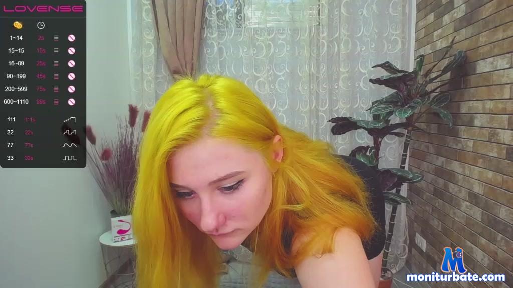 sunnrisee camsoda livecam performer profile