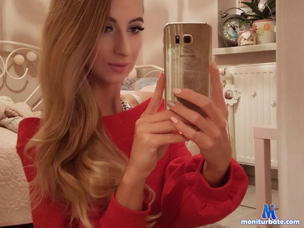 juliettesensual camsoda livecam performer profile