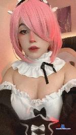 annie-snow Camsoda livecam show performer room profile
