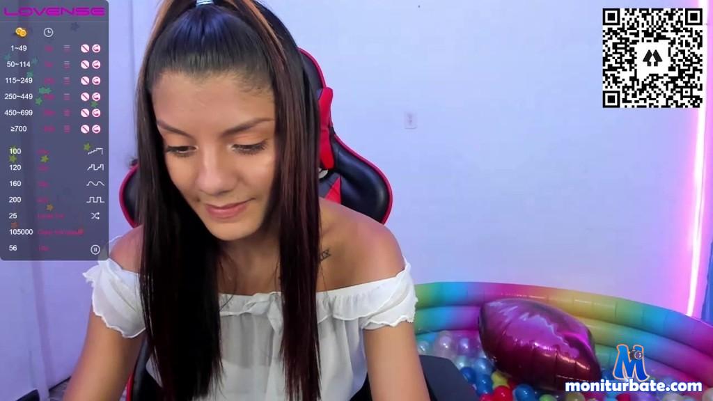 mariana-fr camsoda livecam performer profile