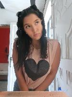 violeta-latinqueen Camsoda livecam show performer room profile