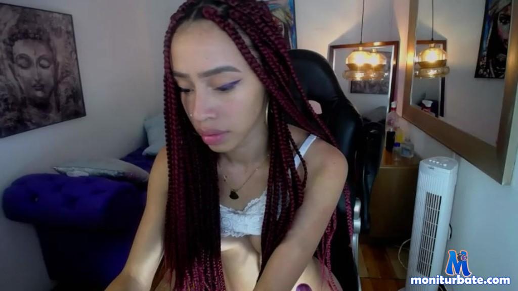 melanie-clark camsoda livecam performer profile