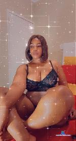 sexymilla22 Camsoda livecam show performer room profile