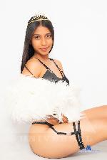 rebecasanders Camsoda livecam show performer room profile