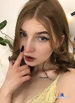 melissalebaro Camsoda livecam show performer room profile