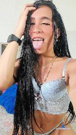 sheyahot21cm Camsoda livecam show performer room profile
