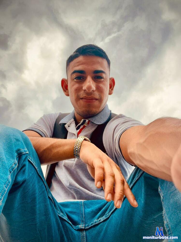 daniel-gonzaless Camsoda performer 